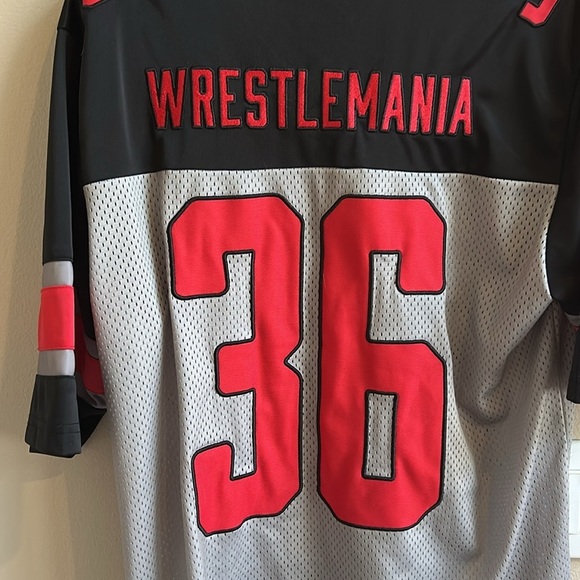 Wrestlemania WWE 36 Tampa Bay Jersey Size Large - Picture 8 of 10